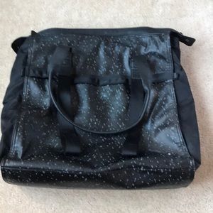 Lululemon work to gym bag!
